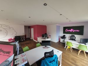 Photo 6- click for photo gallery